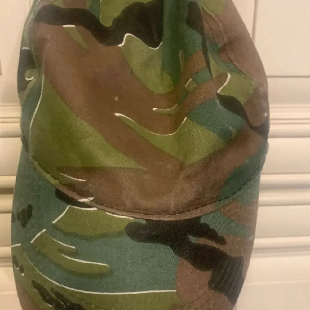 Fun World Div Mask with Baseball Camouflage Cap